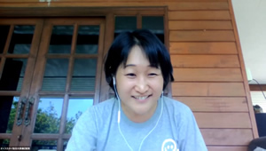 「かっこい~」春日さん。 後ろでニワトリがないていたのも好評でした(笑)