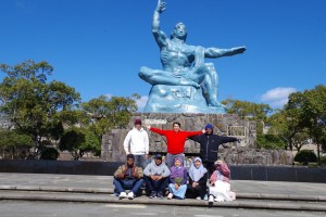 平和公園で集合写真